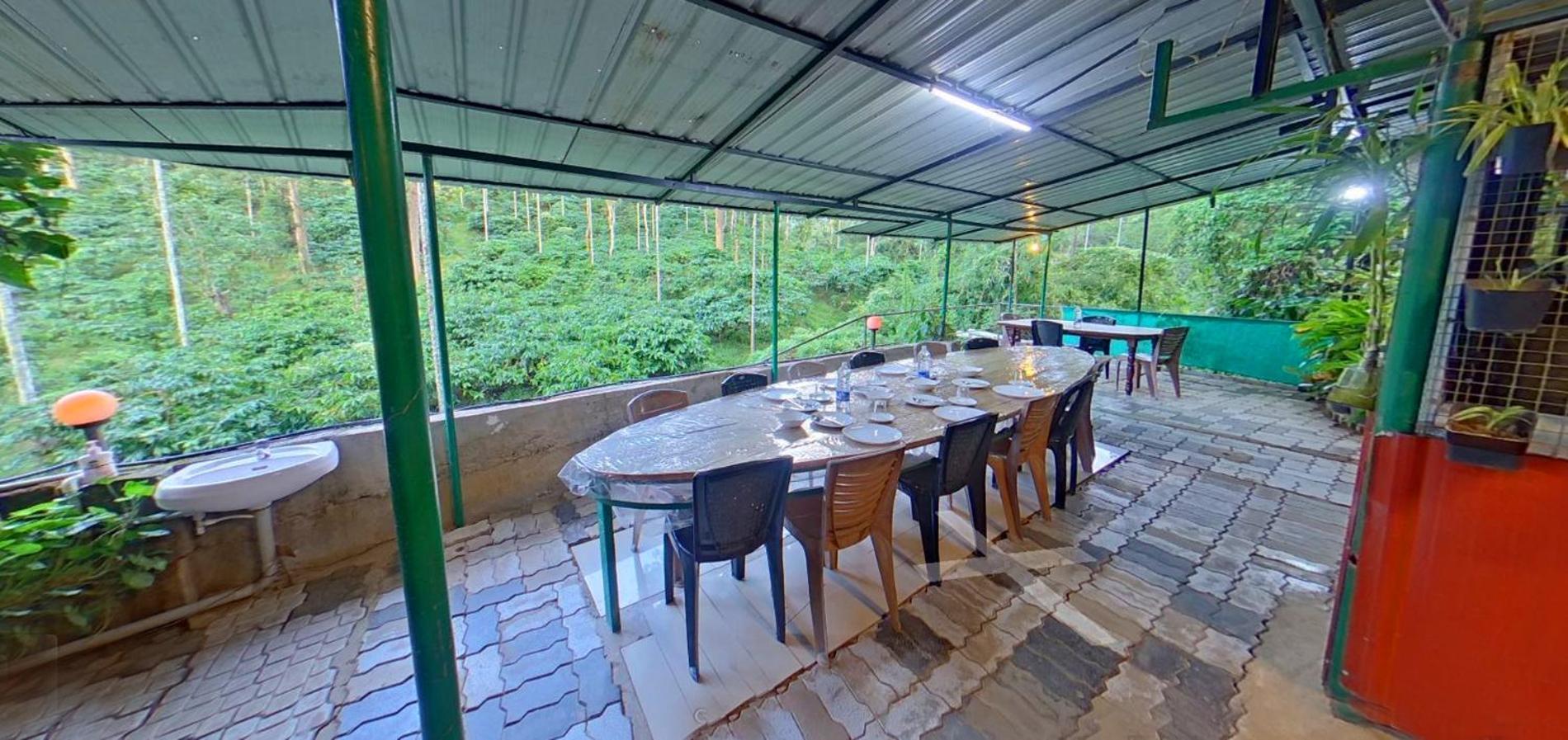 Wayanad Royal Stream Bed and Breakfast Kalpatta Buitenkant foto